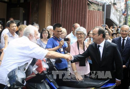 Tổng thống Pháp Francois Hollande đánh giá cao nỗ lực bảo tồn khu phố cổ Hà Nội